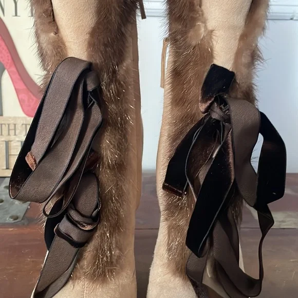 Blumarine Tan Ankle Boots with Brown mink and Ribbon - Picture 7 of 8